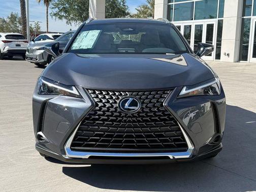 2026 Lexus UX 300h Base