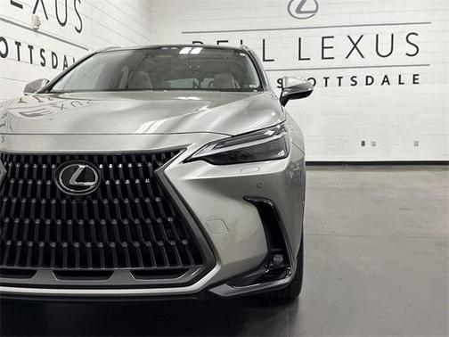 2025 Lexus NX 450h+ Luxury