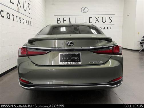 2024 Lexus ES 300h Luxury