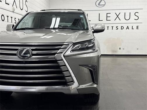 2016 Lexus LX 570 Base