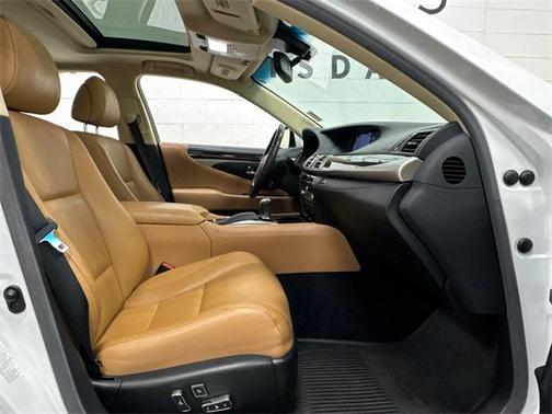 2015 Lexus LS 460 Base