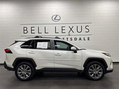 2022 Toyota RAV4 XLE Premium