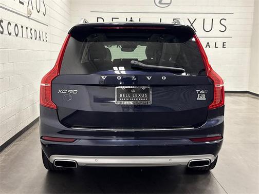 2019 Volvo XC90 T6 Momentum