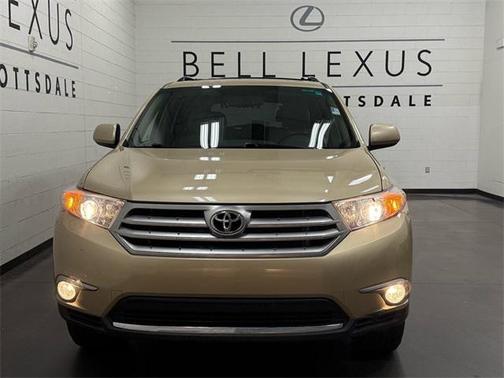 2013 Toyota Highlander SE