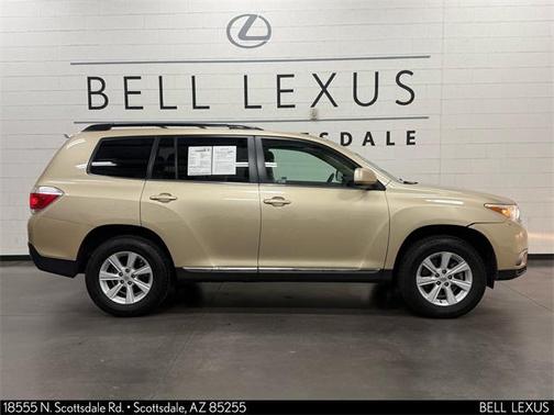 2013 Toyota Highlander SE