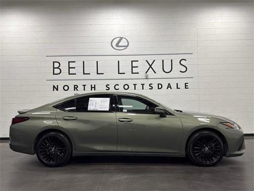 2023 Lexus ES 300h Base