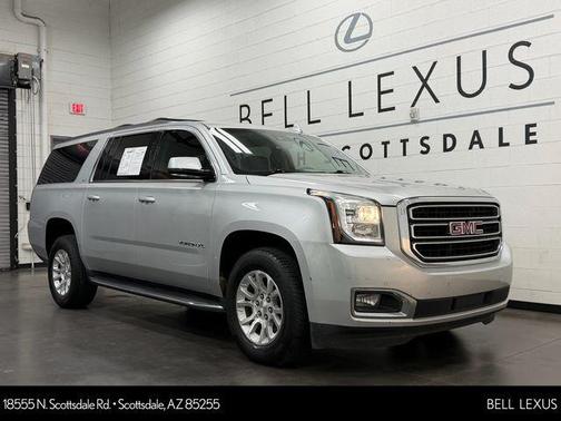 Quicksilver Metallic 2017 GMC Yukon XL SLT