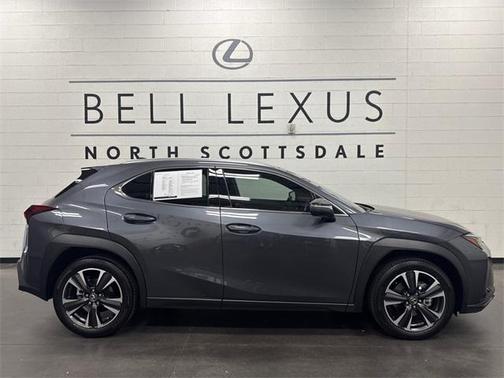 2025 Lexus UX 300h Base
