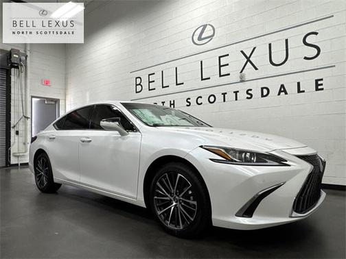 2025 Lexus ES 300h Base