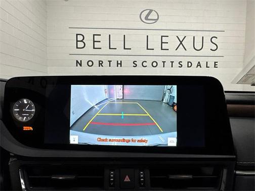 2025 Lexus ES 300h Base