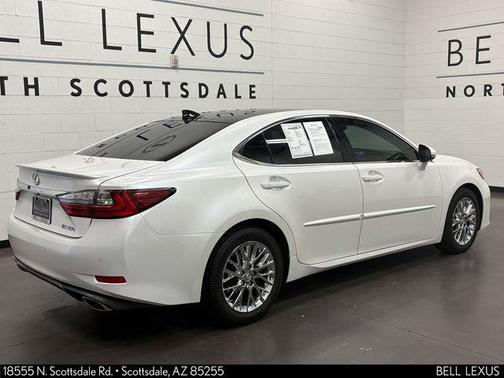 White Pearl 2017 Lexus ES 350 Base