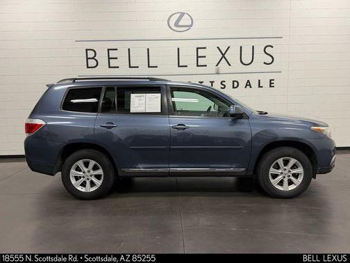 2012 Toyota Highlander SE