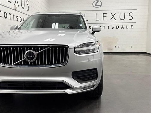 2020 Volvo XC90 T5 Momentum