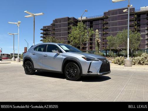 Iridium 2026 Lexus UX 300h Base