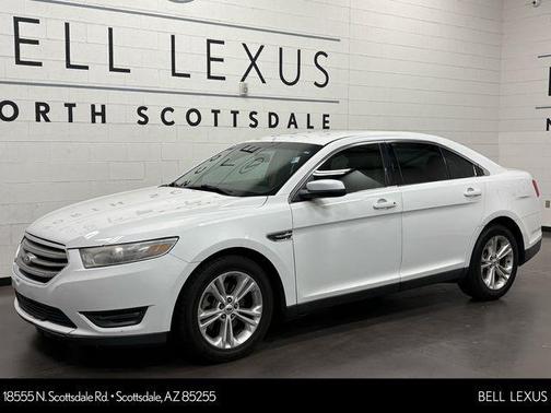 Oxford White 2013 Ford Taurus SEL