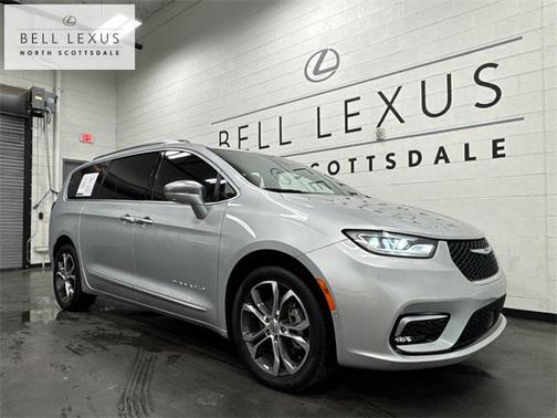 2022 Chrysler Pacifica L