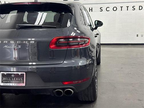 2018 Porsche Macan S