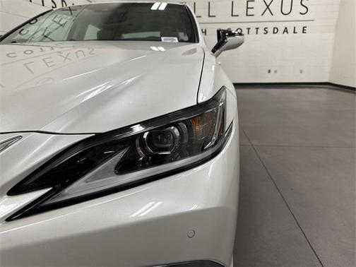 2025 Lexus ES 350 Base