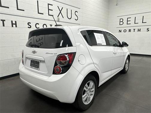 2016 Chevrolet Sonic LT