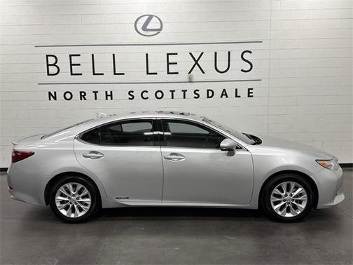 2015 Lexus ES 300h Base