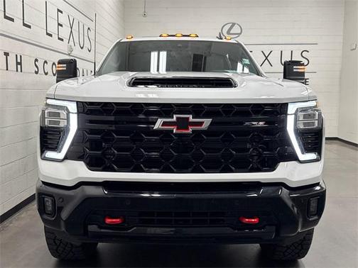 2025 Chevrolet Silverado 2500 4WD Crew Cab Standard Bed ZR2