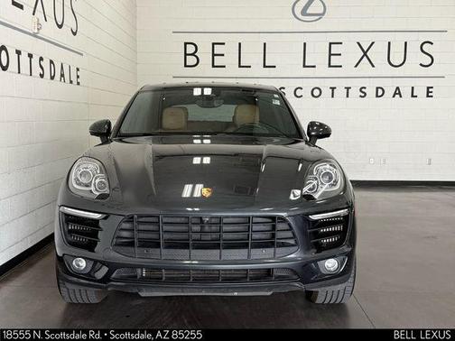 2017 Porsche Macan Macan