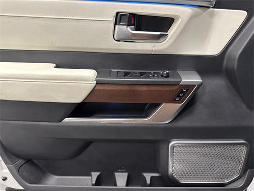 2024 Toyota Sequoia Base