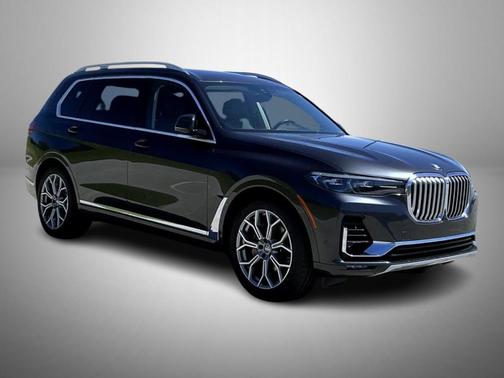 Dark Graphite Metallic 2021 BMW X7 xDrive40i