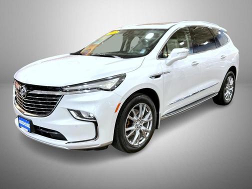 2023 Buick Enclave Premium