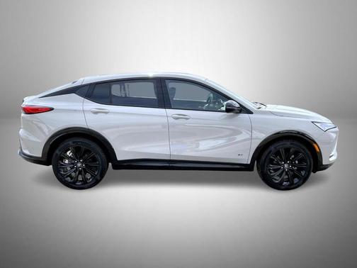 Ceramic White 2026 Buick Envista Sport Touring