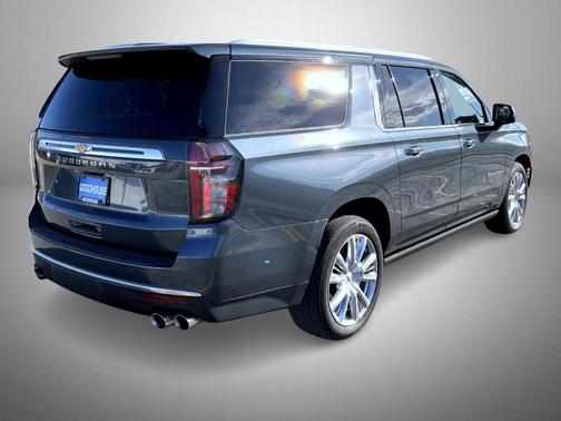 2021 Chevrolet Suburban High Country