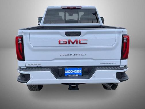 Glacier White 2026 GMC Sierra 2500 Denali