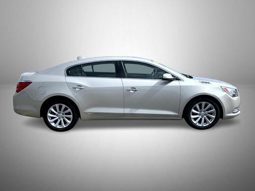 2015 Buick LaCrosse Base