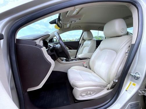 2015 Buick LaCrosse Base