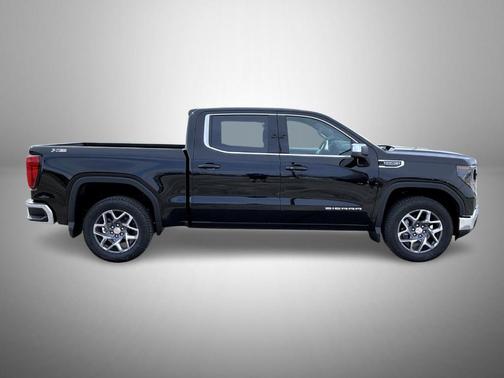 Onyx Black 2026 GMC Sierra 1500 SLE