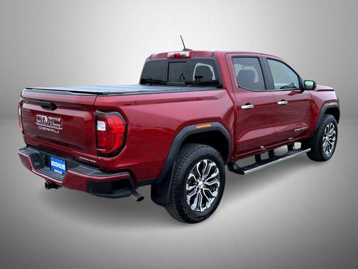 2024 GMC Canyon Denali