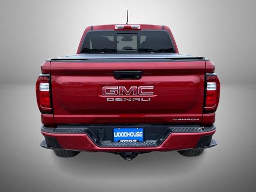 2024 GMC Canyon Denali