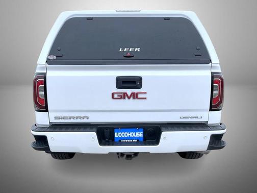 White Frost Tri-Coat 2017 GMC Sierra 1500 Denali