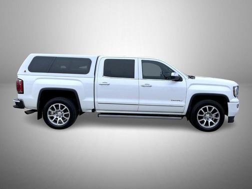 White Frost Tri-Coat 2017 GMC Sierra 1500 Denali