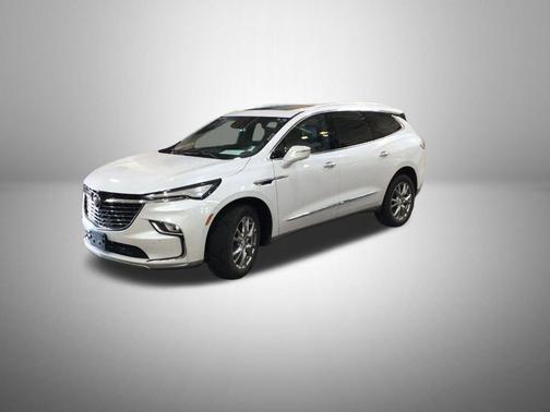 White Frost Tri-Coat 2022 Buick Enclave Premium
