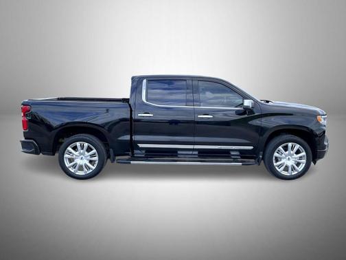Black 2023 Chevrolet Silverado 1500 High Country