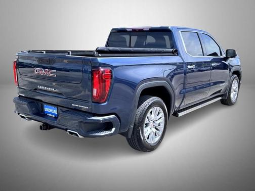 Pacific Blue Metallic 2022 GMC Sierra 1500 Denali