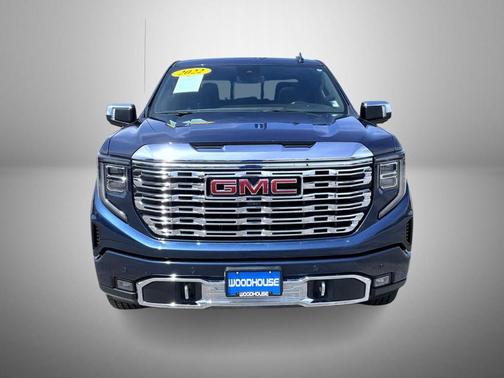 Pacific Blue Metallic 2022 GMC Sierra 1500 Denali