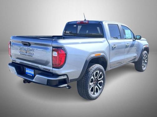 Sterling 2026 GMC Canyon AT4