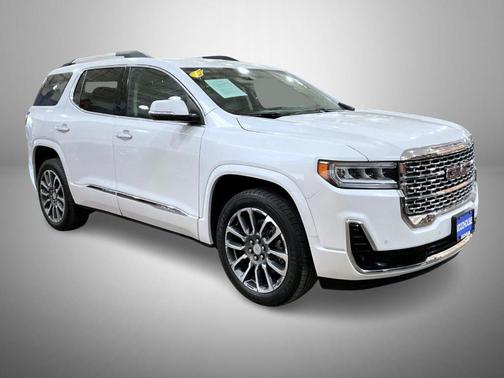2022 GMC Acadia Denali