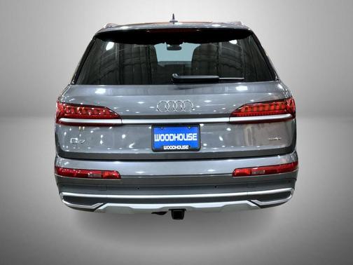2021 Audi Q7 55 Prestige