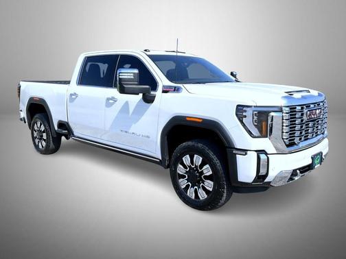 White Frost Tri-Coat 2024 GMC Sierra 3500 Denali