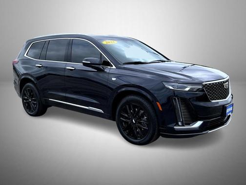 2022 Cadillac XT6 Luxury AWD
