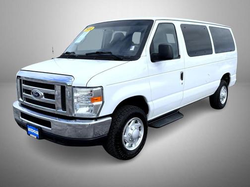2014 Ford E350 Super Duty XLT