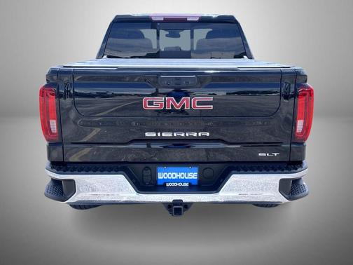 Onyx Black 2023 GMC Sierra 1500 SLT